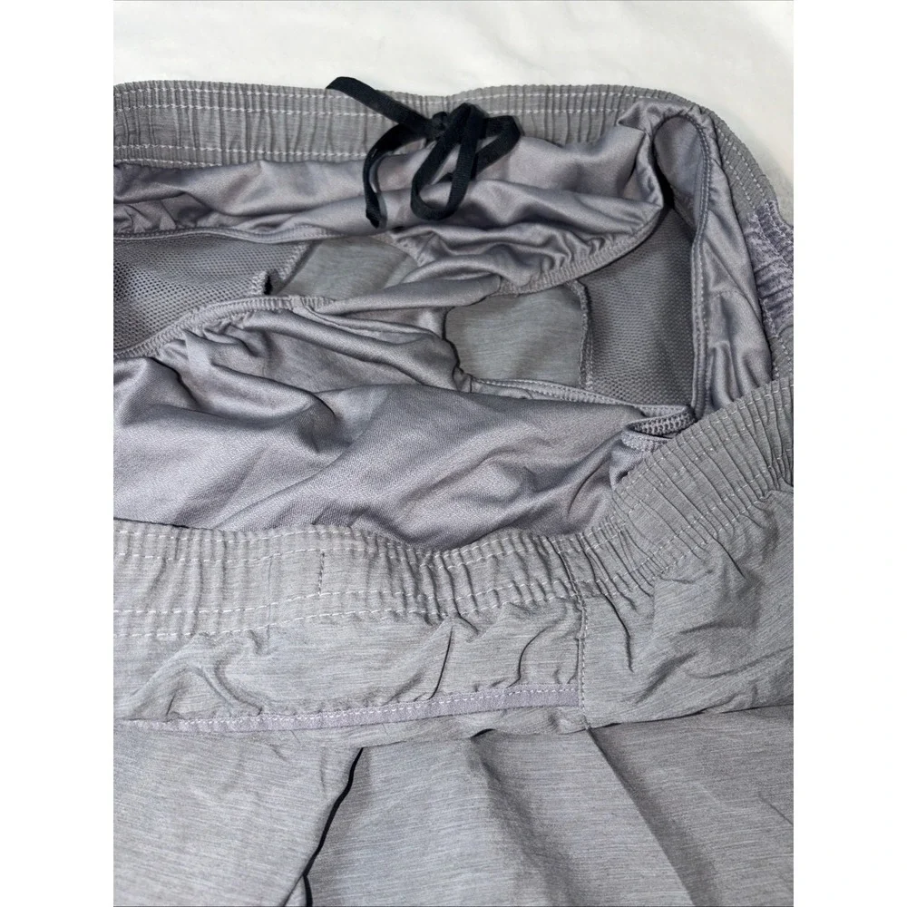 Nike men's Dri-FIT running shorts Large Brief Liner Sweat Wicking Breathable EUC